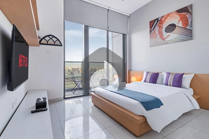 Blue Wave Tower by Tiger Studio Apartment