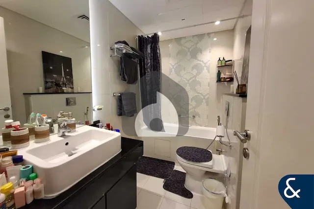 2 BHK Apartment for Rent in Business Bay, Dubai